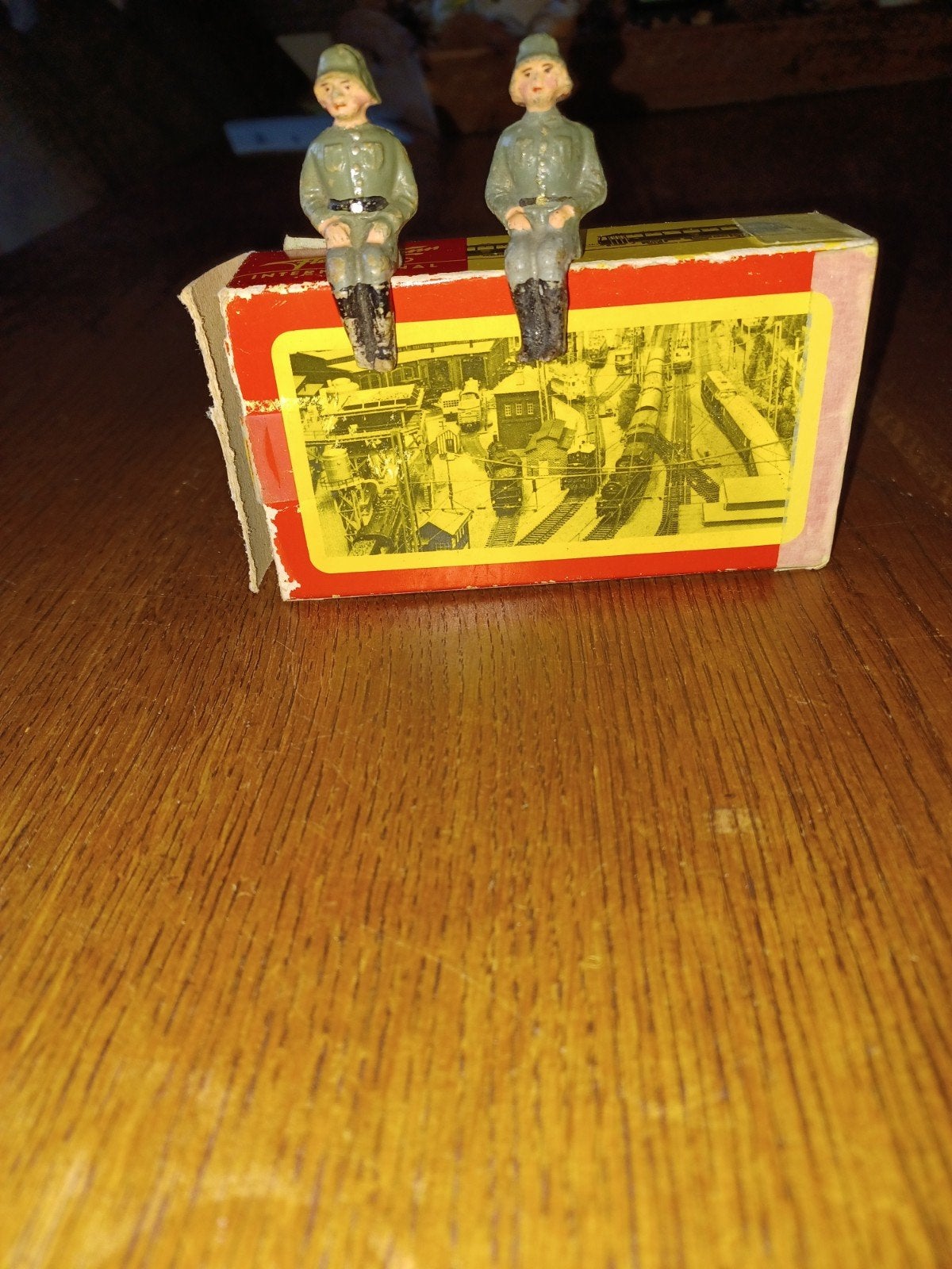 Vintage Loden Soldaten Figuren op Doosje, Verzamelen, Poppetjes en Figuurtjes, Ophalen of Verzenden, Gebruikt