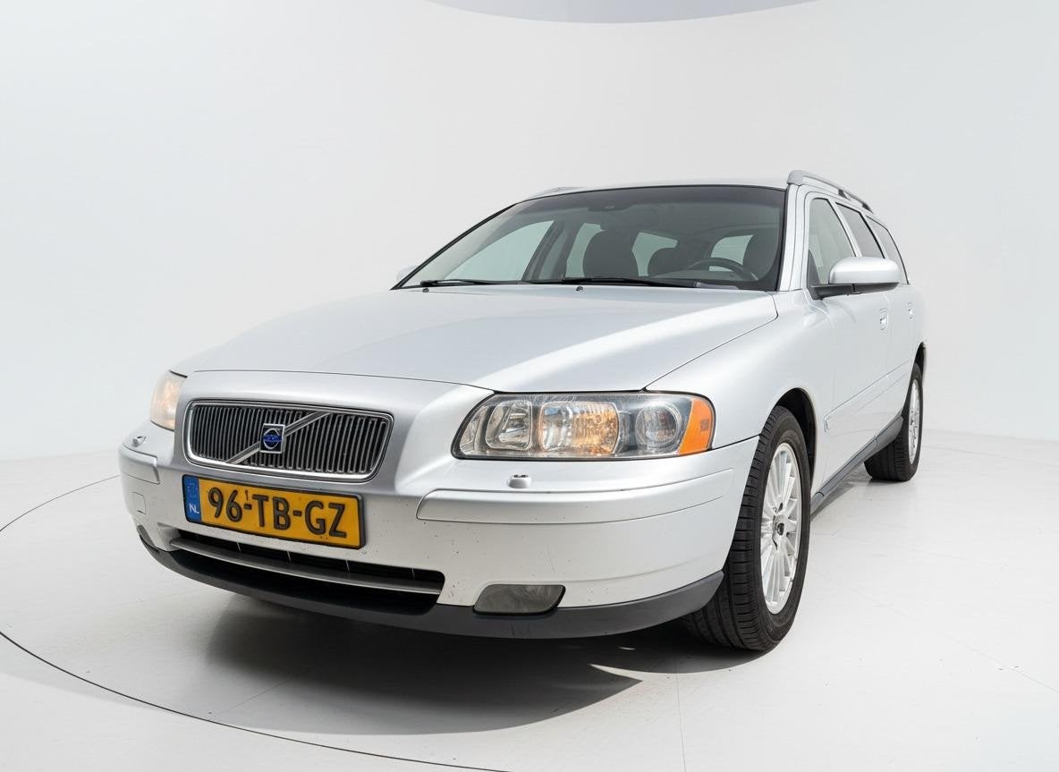 Volvo V70 2.4 Edition II, Auto's, Voorwielaandrijving, Zwart, 1470 kg, Zilver of Grijs