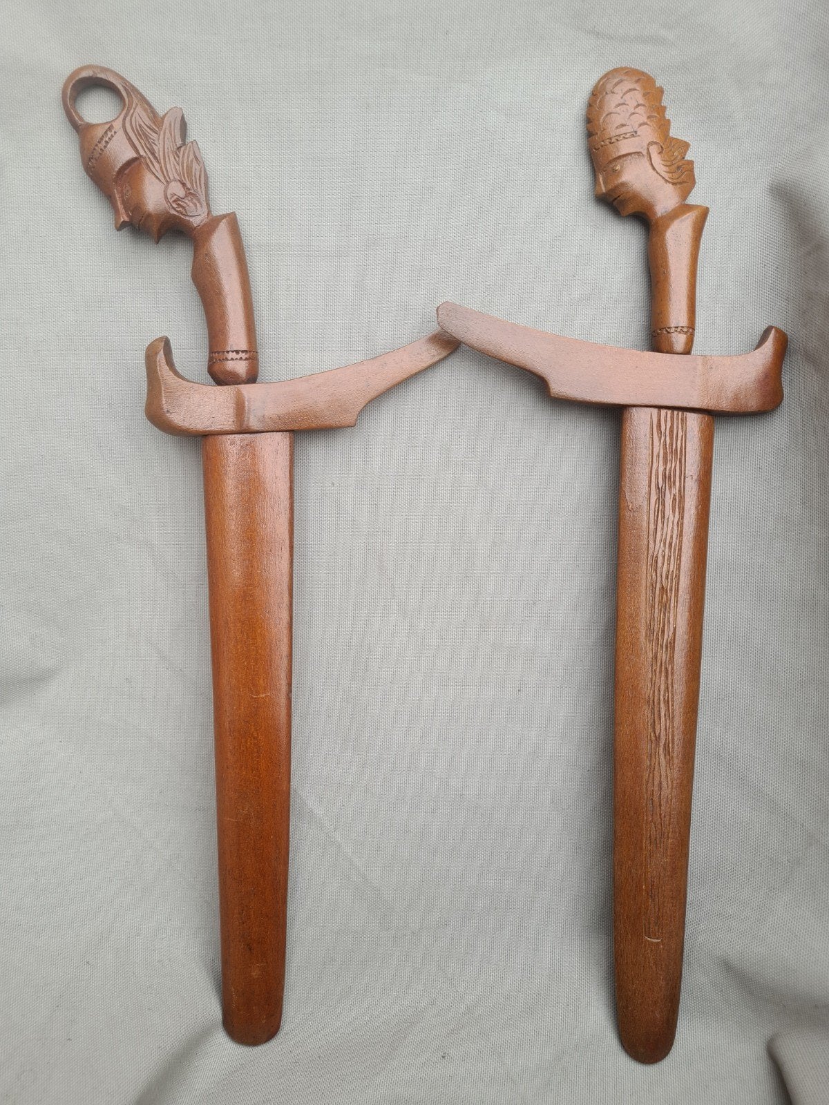 twee krissen Indonesië ,no djokja keris klewang djokja, Antiek en Kunst, Ophalen of Verzenden