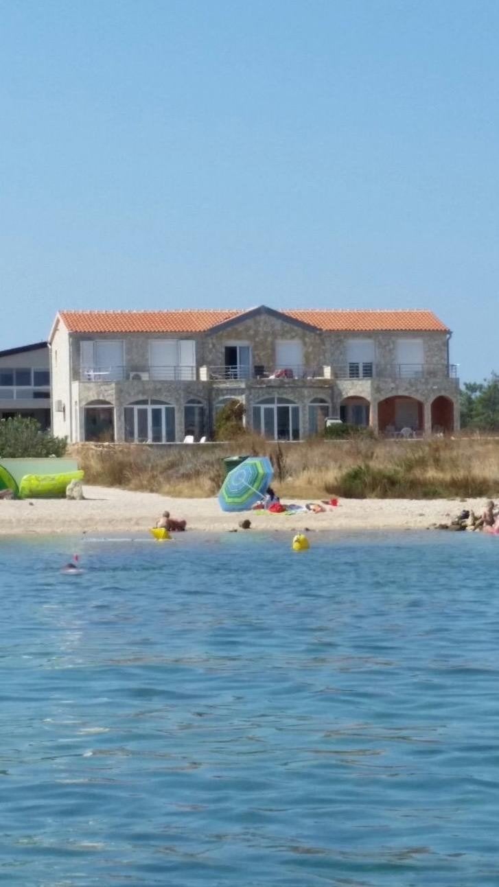Vakantie huis aan zee Eiland Vir, Vakantie, Internet, Aan zee