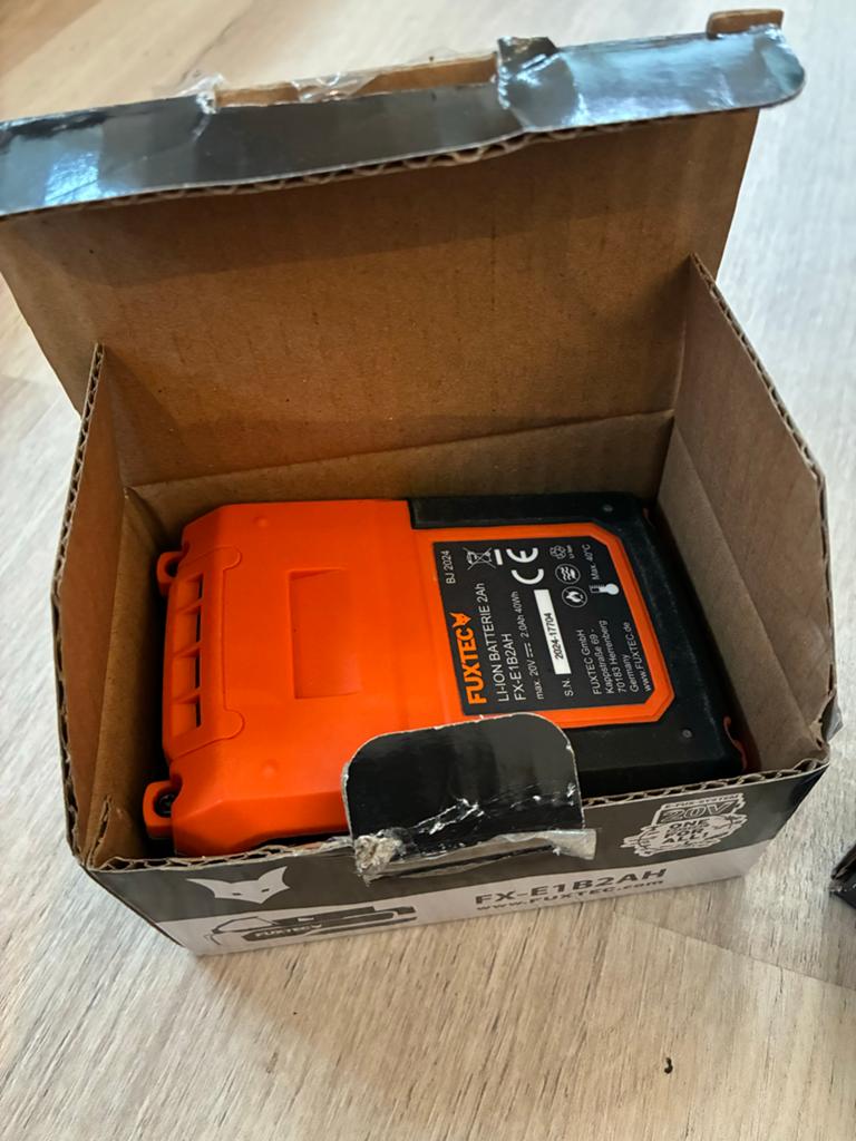 Fuxtec FX-E1LG2A Oplader en FX-E1B2AH Accu (20V), Ophalen of Verzenden, Nieuw, Overige typen
