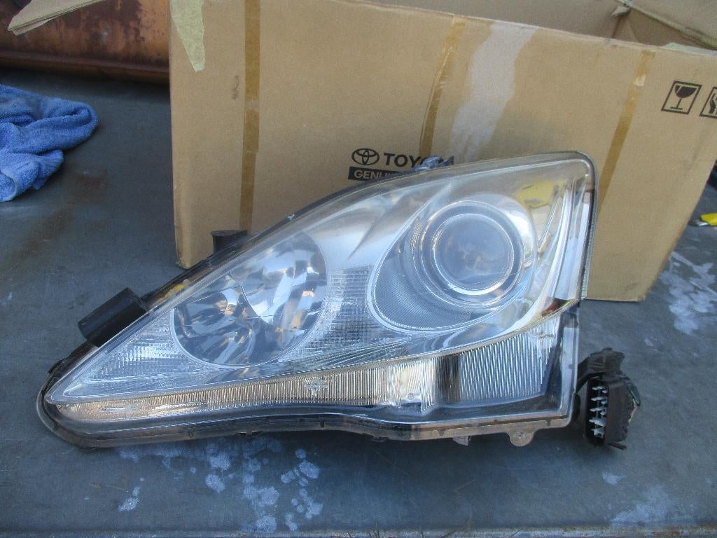 linker koplamp lexus IS 220   IS 250, Ophalen, Gebruikt, Lexus, Spatbord