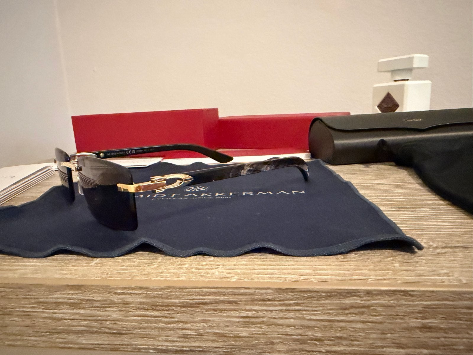 Cartier Zonnebril - CT0592S 001 - Zo goed als nieuw, Overige merken, Zonnebril, Zwart, Ophalen of Verzenden