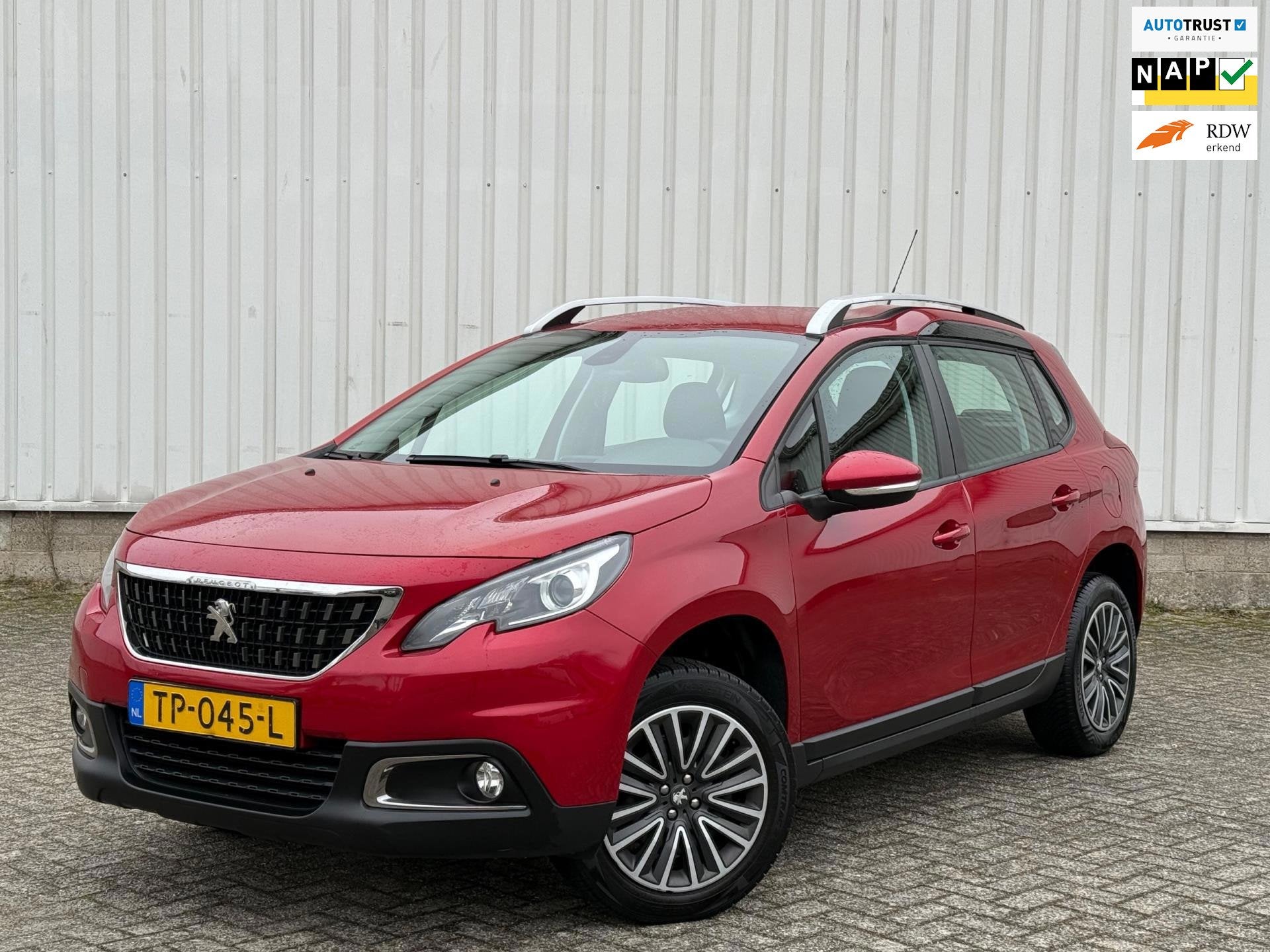 Peugeot 2008 1.2 PureTech Active 2e Eigenaar,Airco,Navigatie, Auto's, Voorwielaandrijving, Euro 6, 1199 cc, 49 €/maand