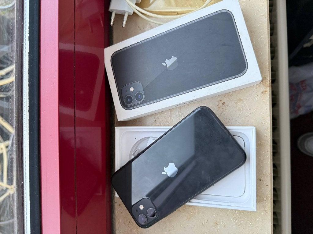 Iphone 11 64gb zwart, Telecommunicatie, Gebruikt, 64 GB, Met simlock, Zonder abonnement