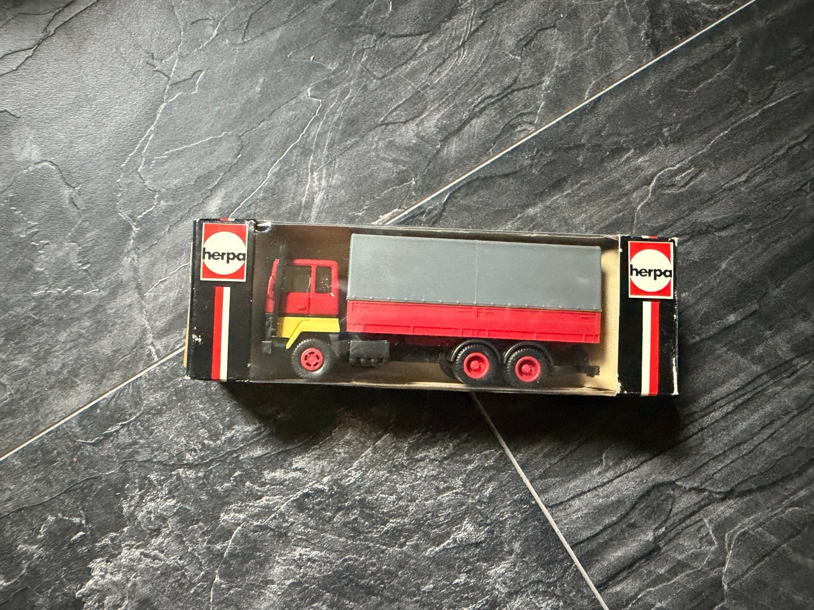 Herpa Berliet LKW vrachtwagen modelauto, Overige merken, 1:50 of kleiner, Ophalen of Verzenden, Zo goed als nieuw