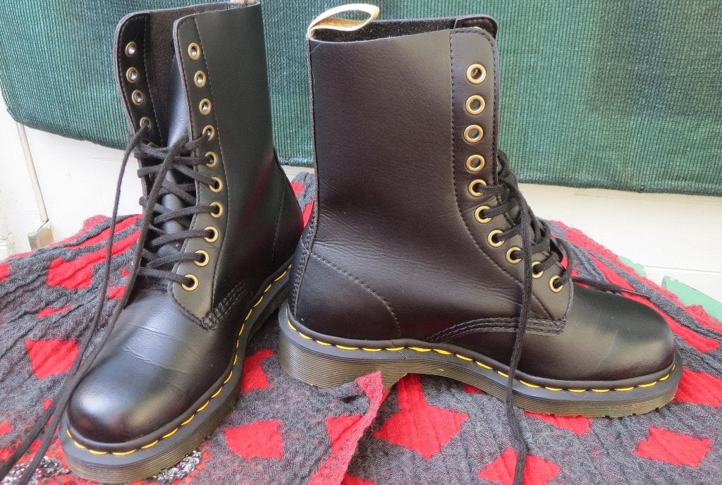 Dr Martens, hoge schoenen, vegan model 1490, maat 37,, Verzenden, Zwart, Lage of Enkellaarzen, Nieuw