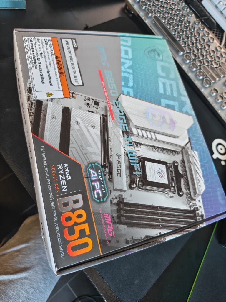 Moederbord: MSI MPG B850 Edge TI WiFi, Computers en Software, Moederborden, Ophalen of Verzenden, Zo goed als nieuw, ATX, DDR5