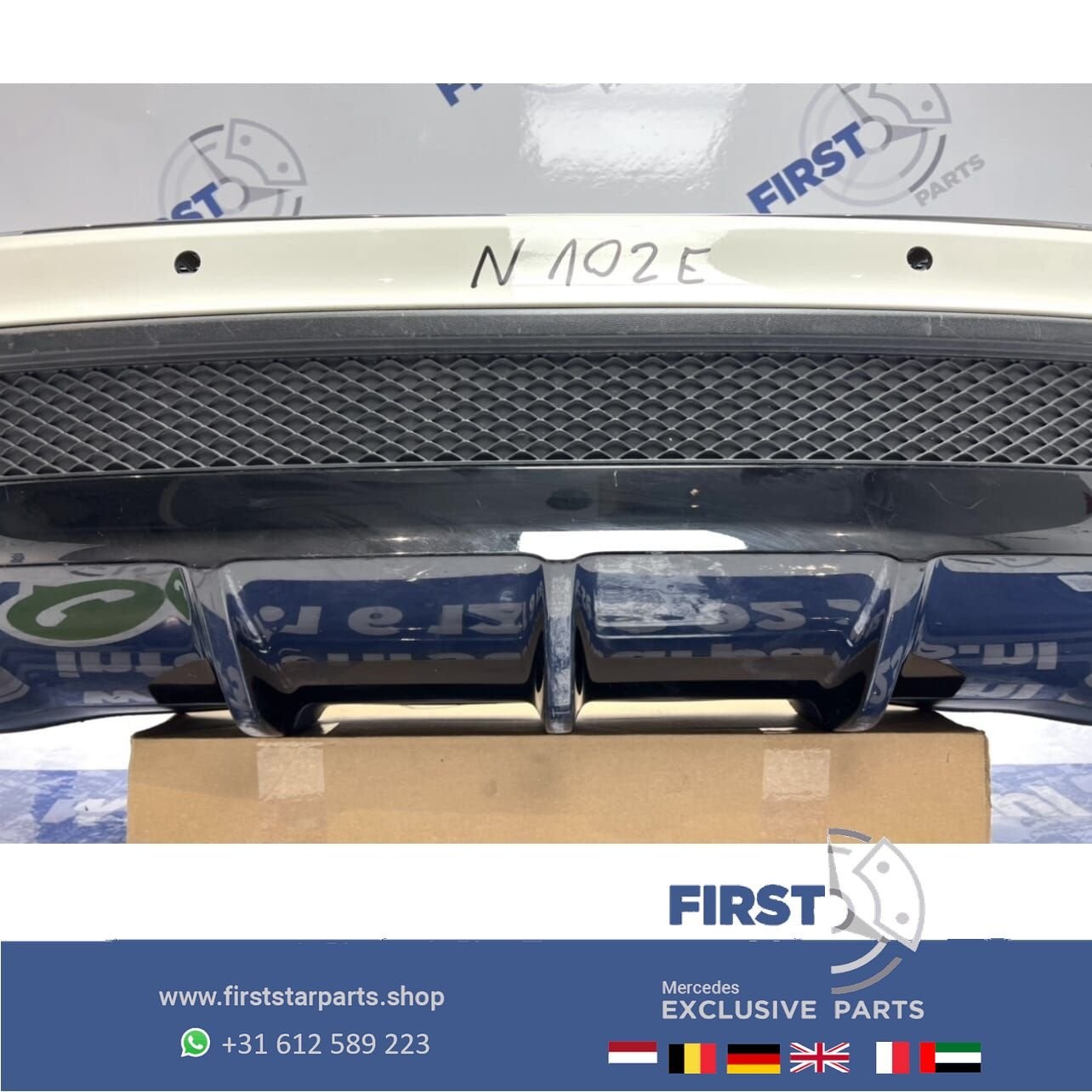 W156 GLA 45 AMG ACHTERBUMPER ZWART WIT GRIJS Mercedes 2013-2, Auto-onderdelen, Gebruikt, -, Ophalen of Verzenden, Achter