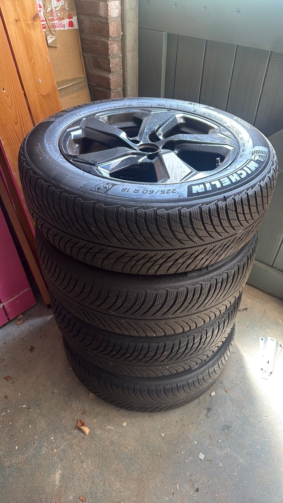 Toyota RAV4 18” velgen met michelin winterbanden, Ophalen, Zo goed als nieuw