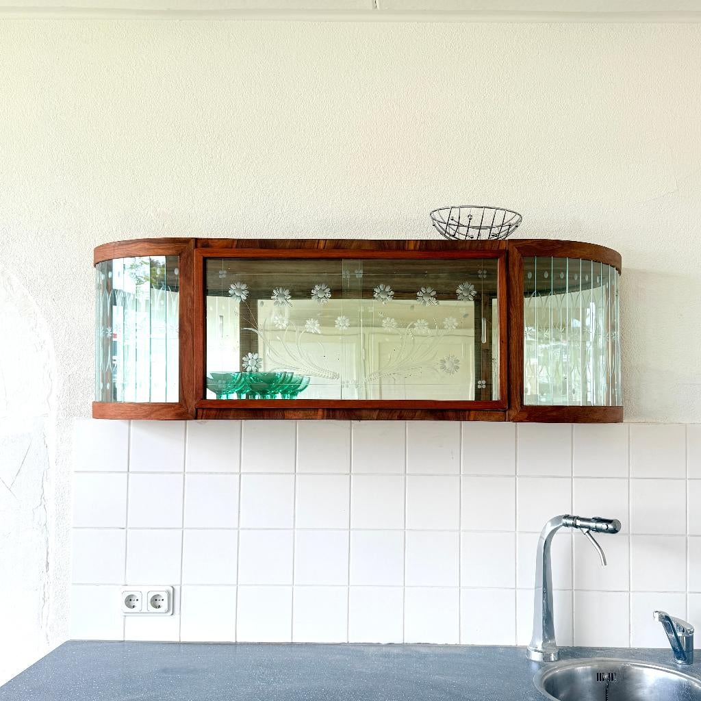 Art-deco stijl hangvitrine “Tulipe” met bloemgravure, Art-deco, Glas, Ophalen of Verzenden, Zo goed als nieuw