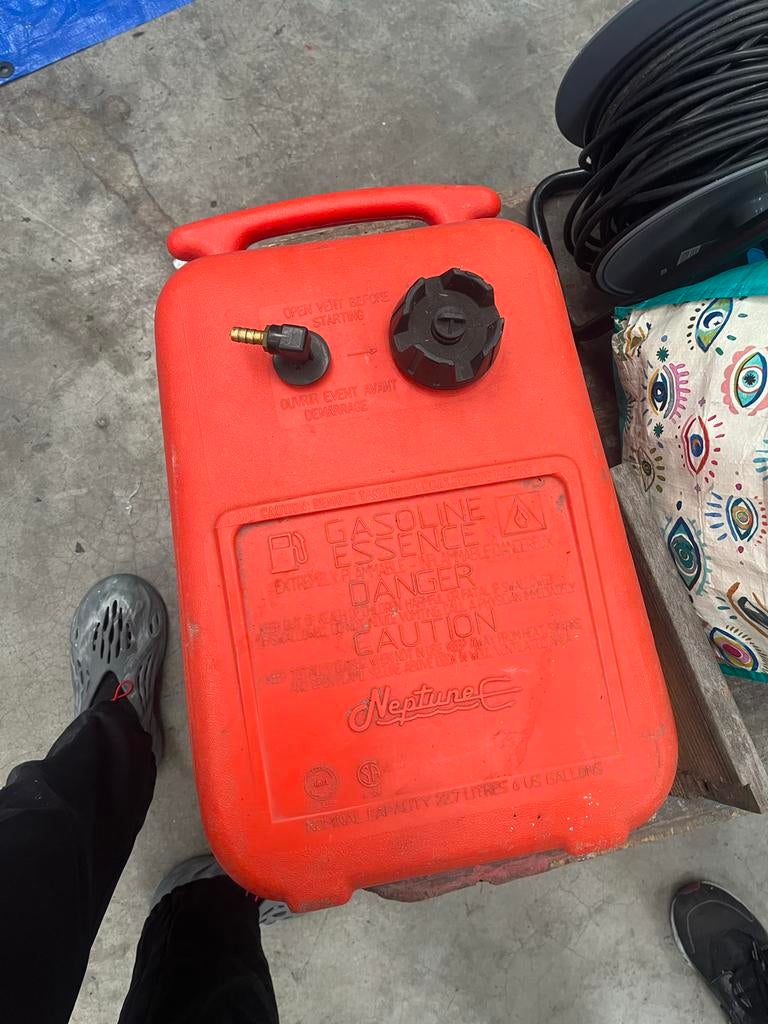 Neptune Benzinetank 22.7 Liter (6 US Gallons), Ophalen of Verzenden, Gebruikt, Motor en Techniek