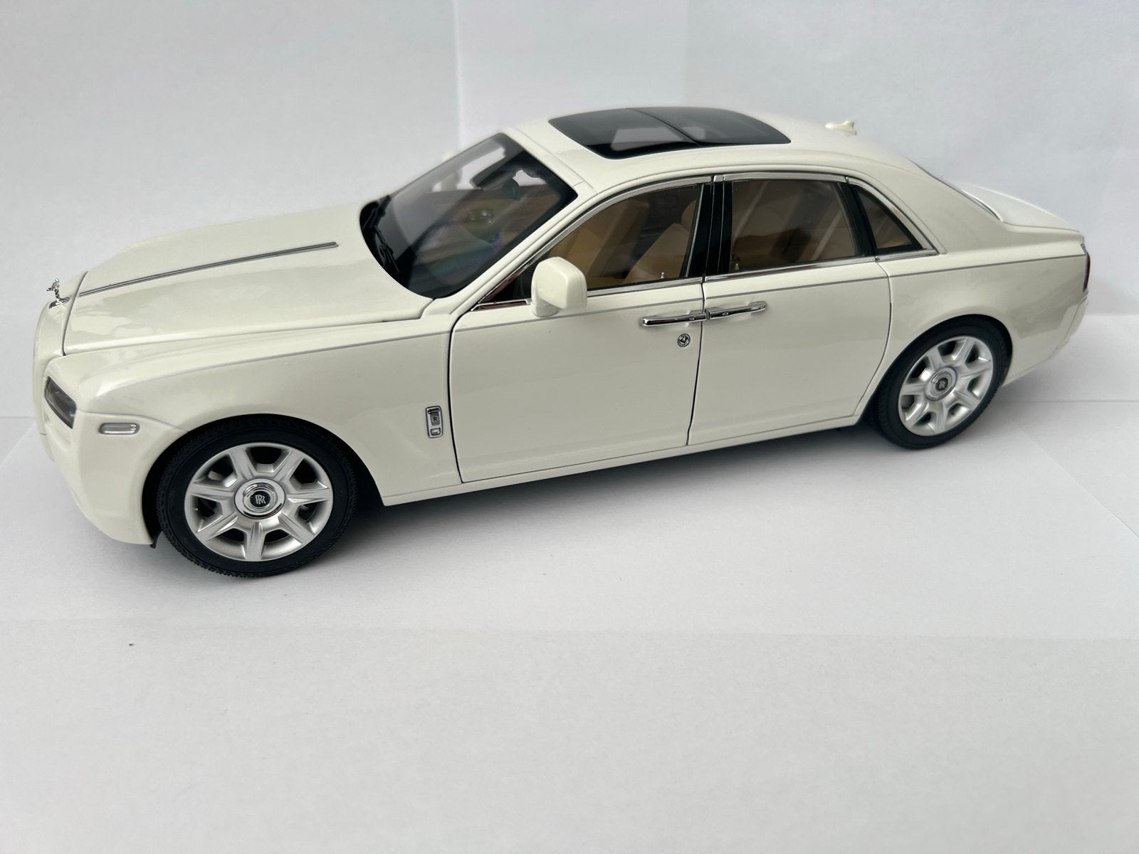 Rolls-Royce Ghost Kyosho 1:18 - Wit, Hobby en Vrije tijd, Ophalen, Zo goed als nieuw, Auto, Kyosho