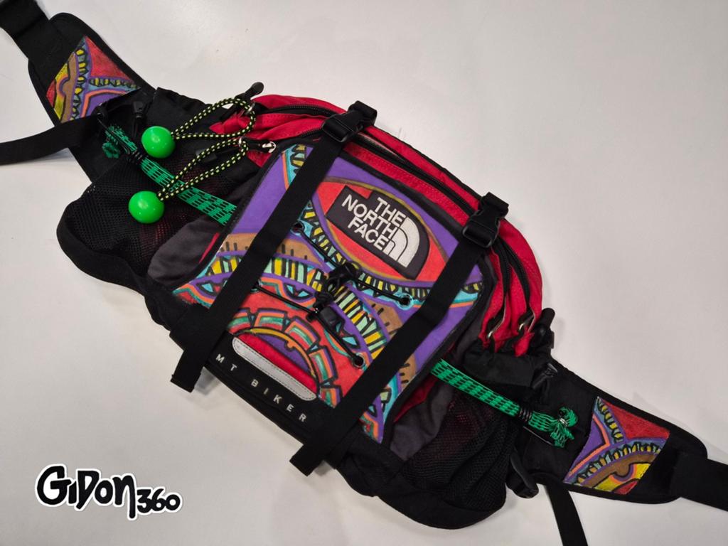 The North Face bag.
TNF Vintage, Custom made, Verzenden, Gebruikt, Overige merken