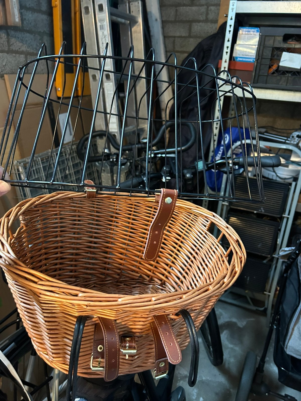 Fietsmand voor honden, Fietsen en Brommers, Ophalen, Zo goed als nieuw, Fietsmand