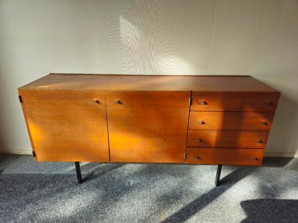 Modernistisch teak dressoir van Pierre Guariche voor Meurop, Ophalen