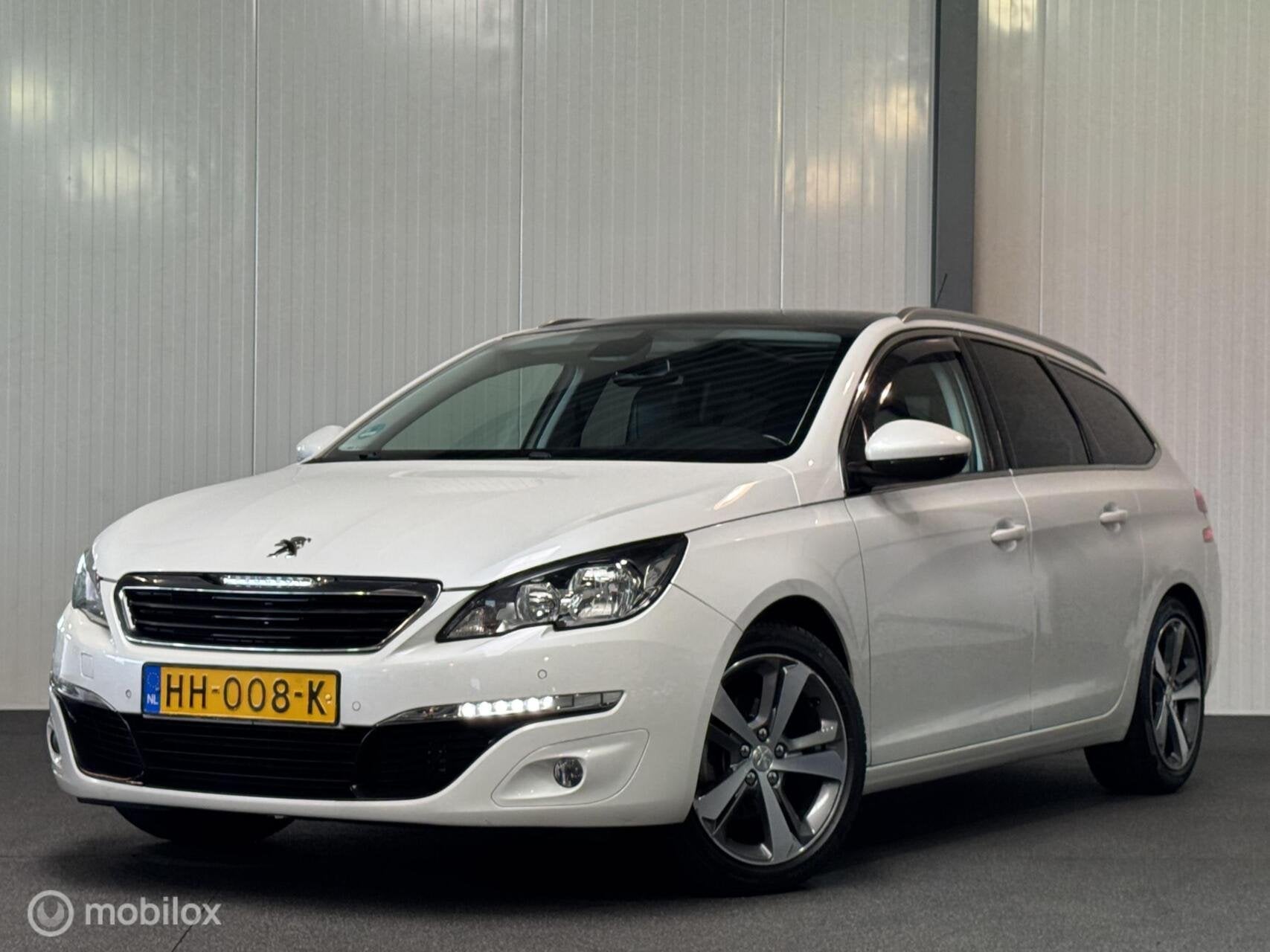 Peugeot 308 SW 1.6 BlueHDI Executive [ NAP leder pano trekha, Auto's, Peugeot, Voorwielaandrijving, 4 cilinders, Wit, 140 €/maand