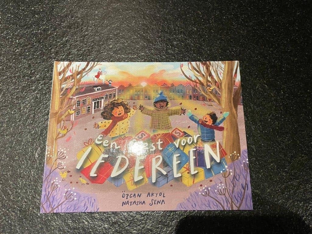 Sinterklaas boek Een feest voor iedereen, Diversen, Sinterklaas, Ophalen, Zo goed als nieuw