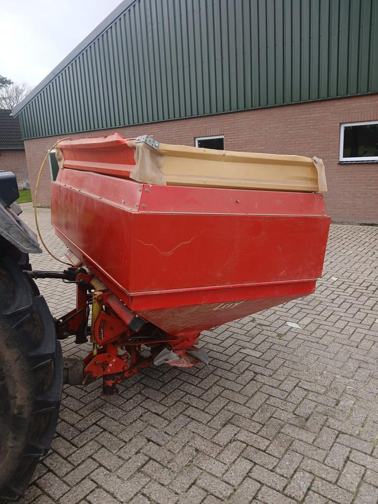 Strooier lely, Zakelijke goederen, Agrarisch | Werktuigen, Ophalen of Verzenden, Gewasbescherming en Bemesting