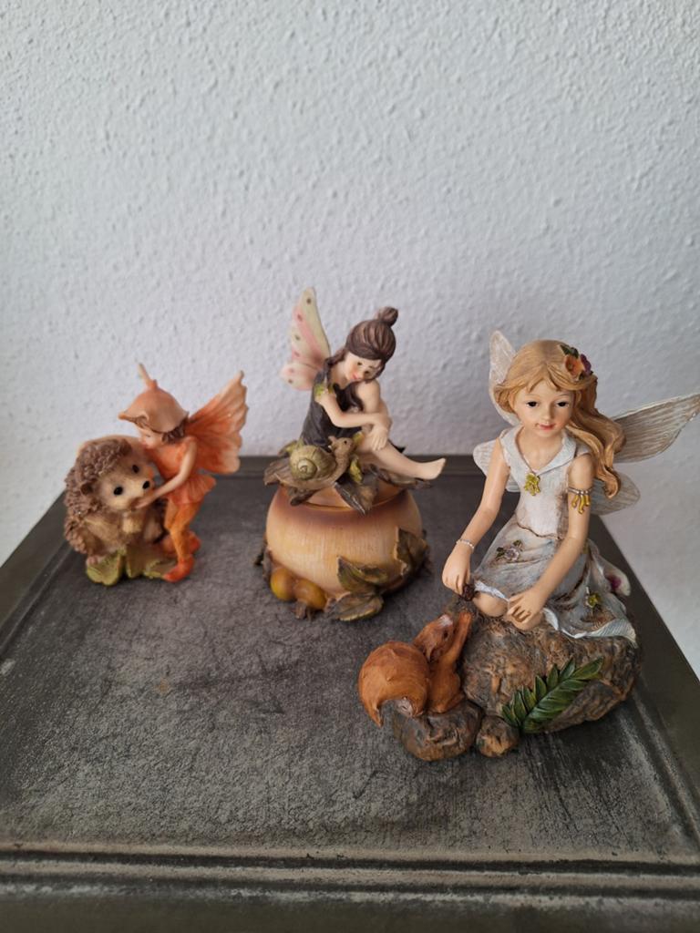 Set van 3 Fantasy Beeldjes: Feeën met Dieren, Verzamelen, Beelden en Beeldjes, Ophalen of Verzenden, Zo goed als nieuw, Fantasy