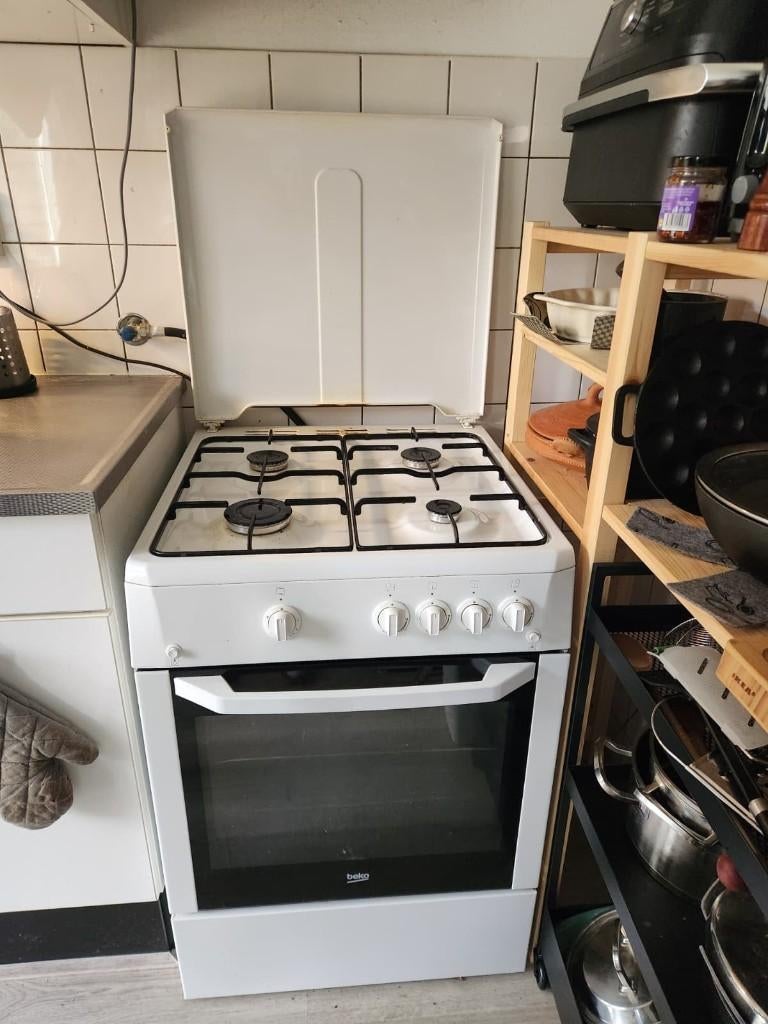 Beko Gasoven (CSG 62010 D), Witgoed en Apparatuur, Ovens, Ophalen, Gebruikt, Oven met grill, 60 cm of meer