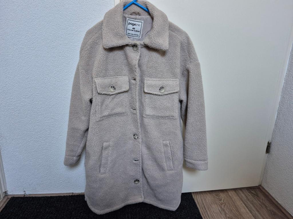 DAMES TEDDYJAS MAAT 40, Ophalen, Zo goed als nieuw, Maat 38/40 (M), Beige