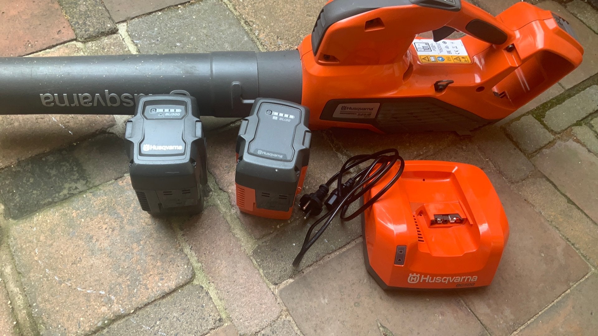 Husqvarna, Ophalen of Verzenden, Zo goed als nieuw, Accu