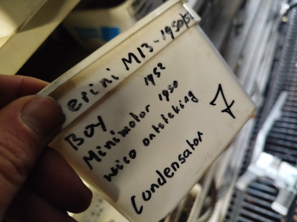 Nederlandse brommer merken contactpunten en condensator, Ophalen of Verzenden, Nieuw, Overige merken