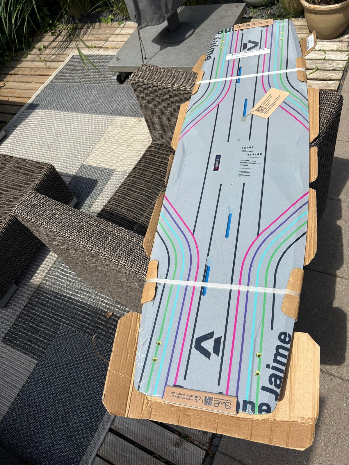 Kiteboard duotone jaime 139-42 NIEUW & LOS BOARD, Twintip, Ophalen, Nieuw, 4 m² of minder