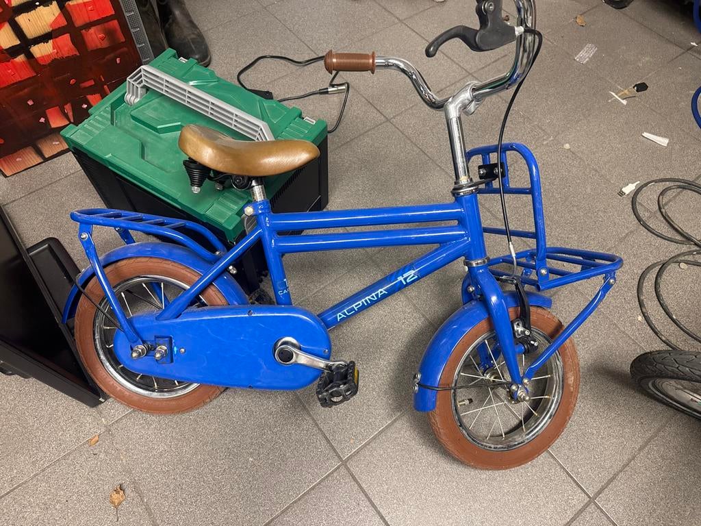 Alpina 12 inch kinderfiets - Blauw, Ophalen, Zo goed als nieuw, Terugtraprem, Minder dan 16 inch