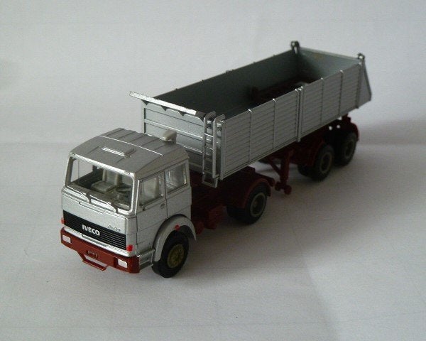 HERPA IVECO IAA 83 KIPPER, Verzenden, Zo goed als nieuw, Bus of Vrachtwagen, Herpa