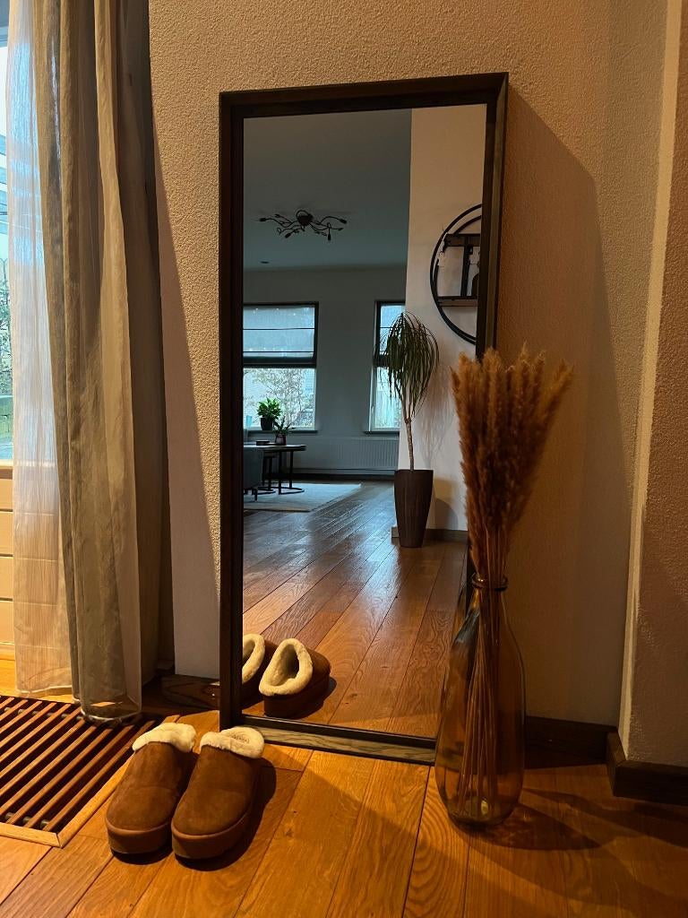 Luxe spiegel van massief eikenhout voor maar €50,-, Ophalen, 100 tot 150 cm, Nieuw, Rechthoekig