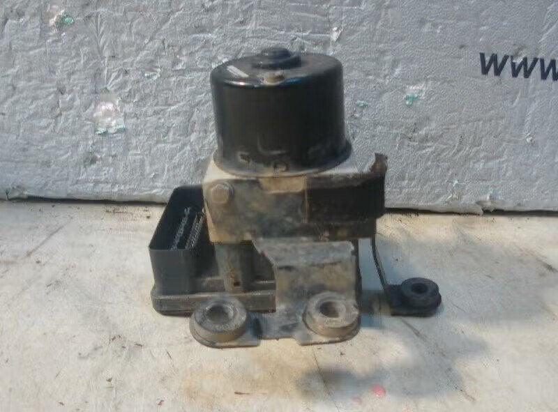 ABS POMP Volkswagen Golf IV (1J1) (1jo-614-117-f), Gebruikt, Berliner Ring 2 38440 Wolfsburg, DE, Volkswagen, Volkswagen AG