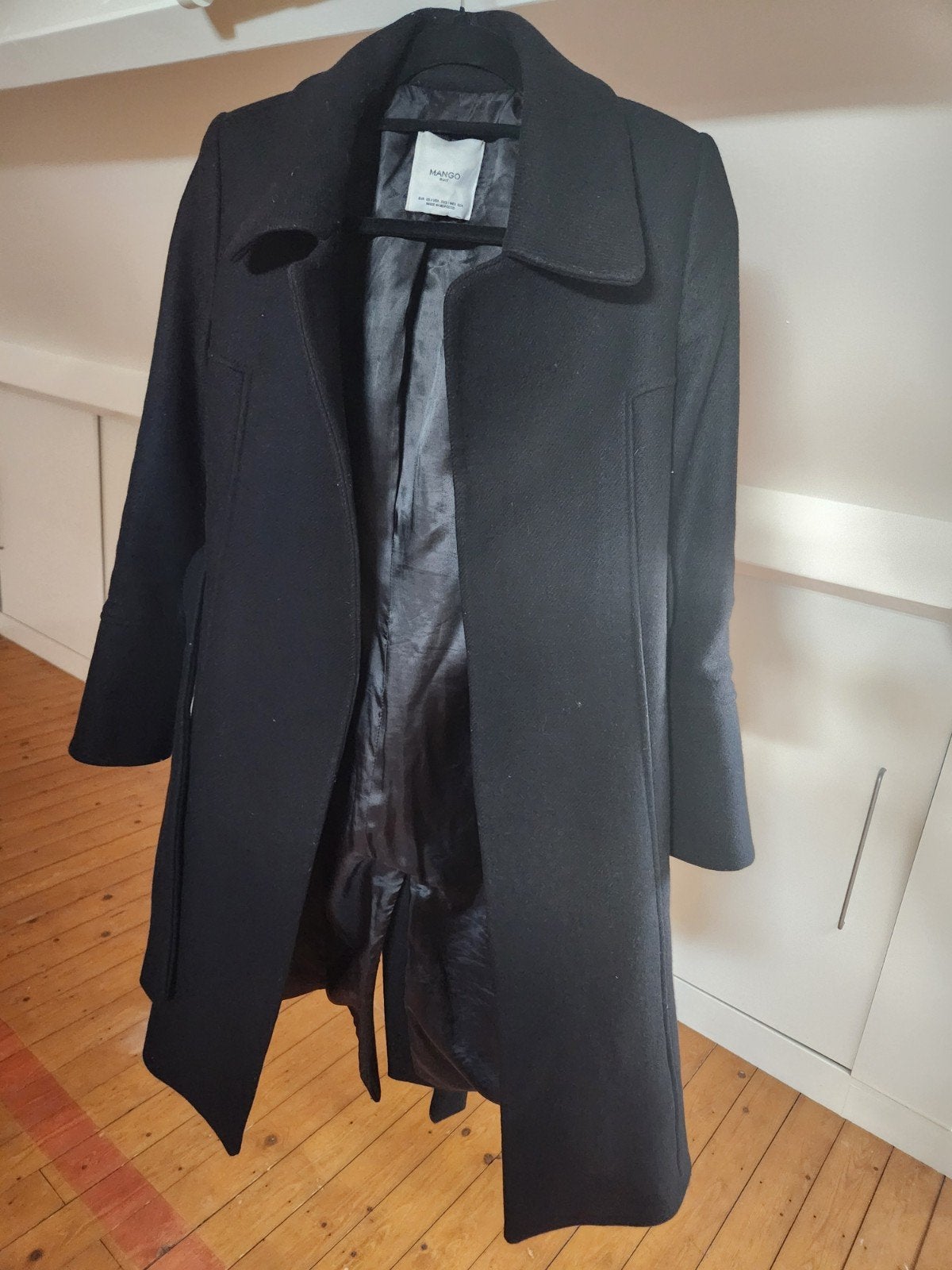 Nette wollen jas Mango maat XS, Kleding | Dames, Jassen | Winter, Mango, Zwart, Ophalen of Verzenden, Maat 34 (XS) of kleiner