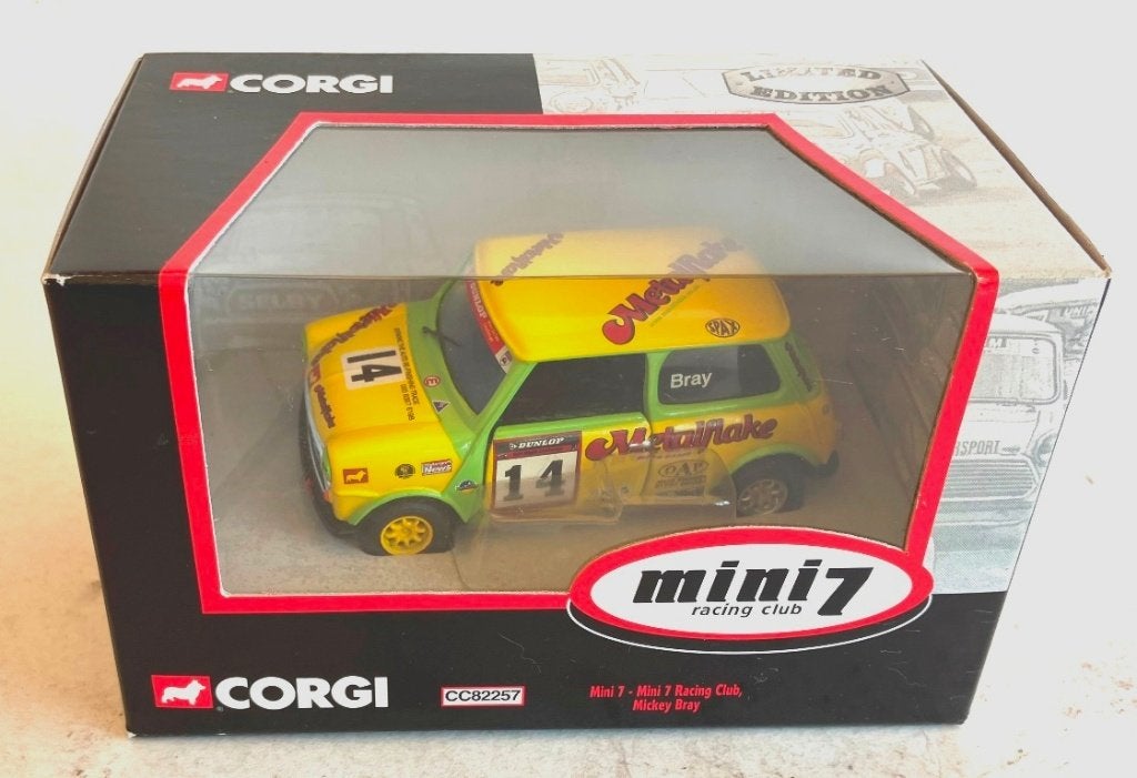 Mini Se7en Racing Club Mickey Bray Corgi CC82257., Hobby en Vrije tijd, Modelauto's | Overige schalen, Zo goed als nieuw, Auto