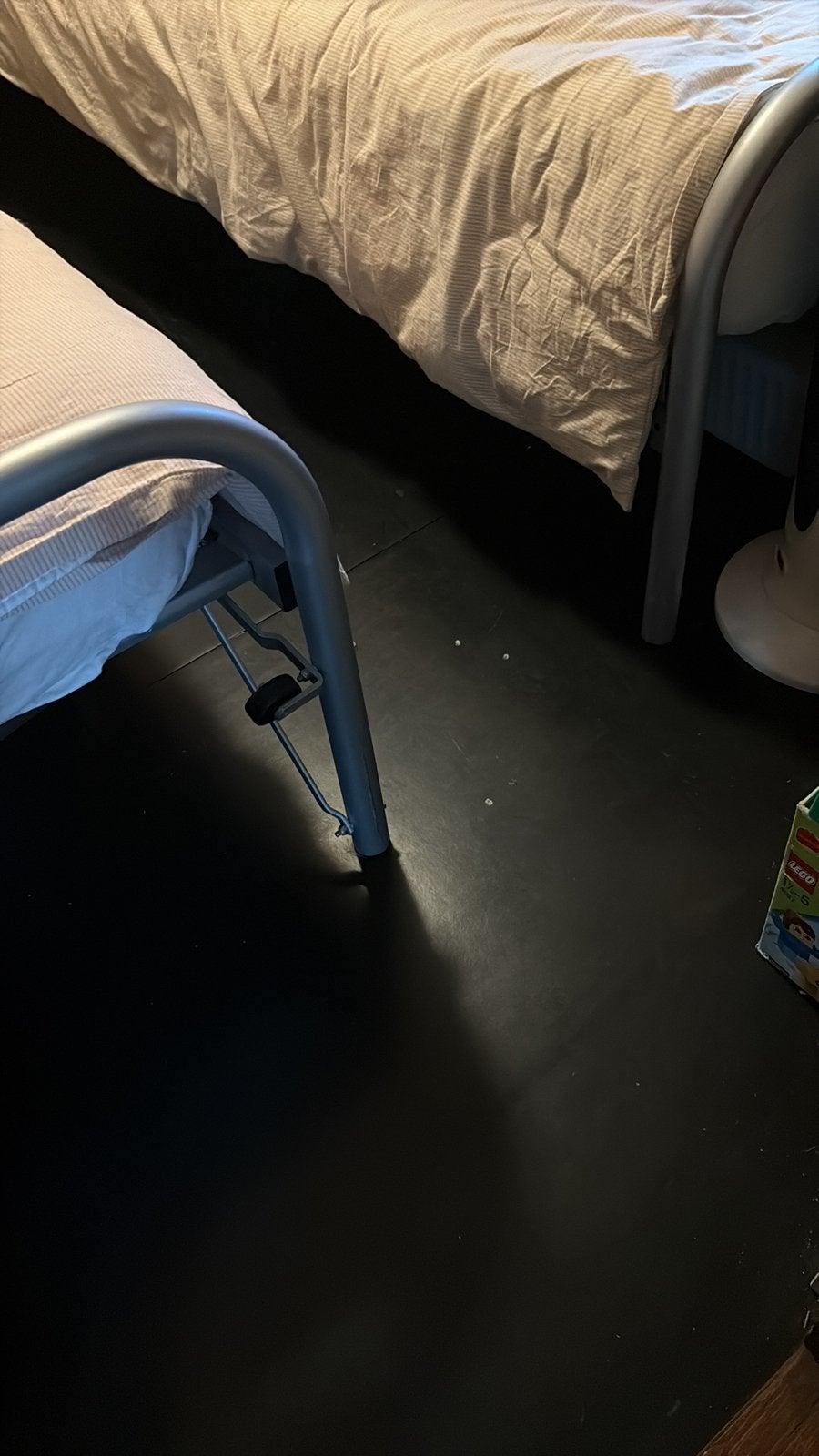 Bed met onderschuifbed en matrassen, Ophalen, Tweepersoons, Zo goed als nieuw, 180 cm