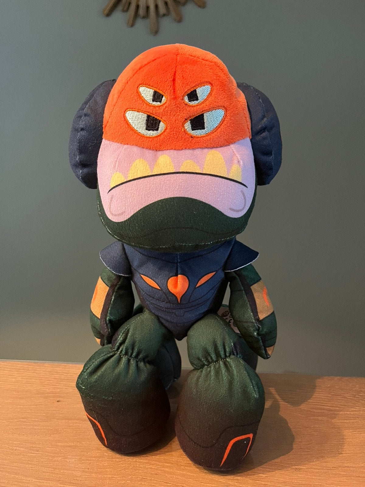 Gave Lord Grigon - Disney Elio Knuffel 30 cm, Ophalen of Verzenden, Zo goed als nieuw, Overige typen
