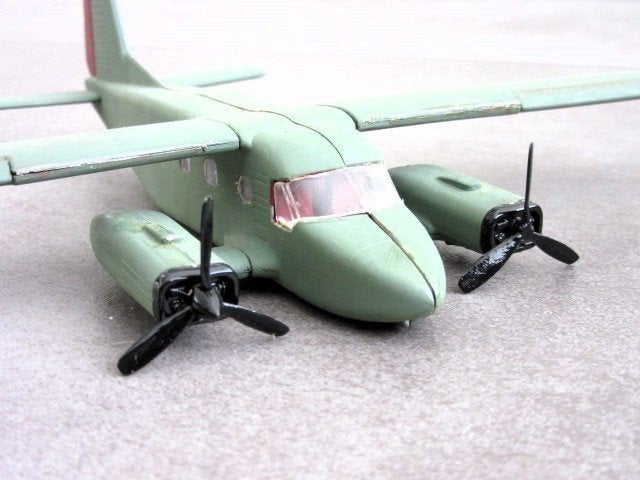 Vliegtuig Dornier Skyservant DO28 Matchbox 1974 met stickers, Ophalen of Verzenden, Nieuw, 1:72 tot 1:144, Overige merken