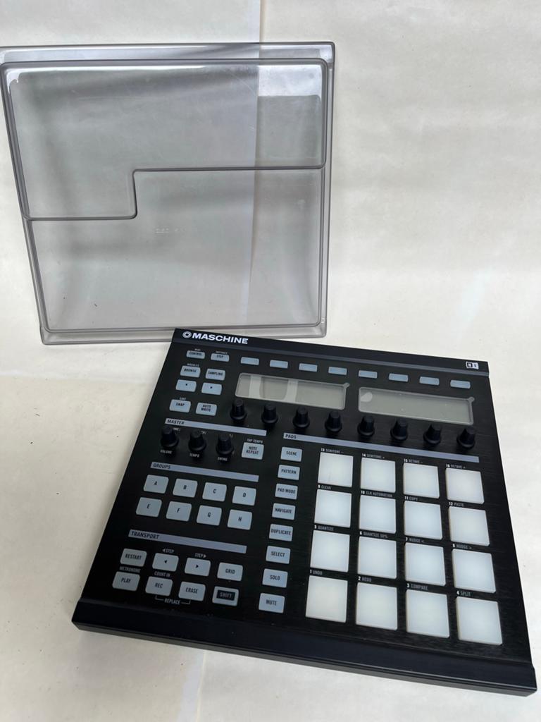 Native Instruments Maschine MK1 - Sampler/Sequencer, Overige merken, Gebruikt, Met midi-aansluiting, Overige aantallen