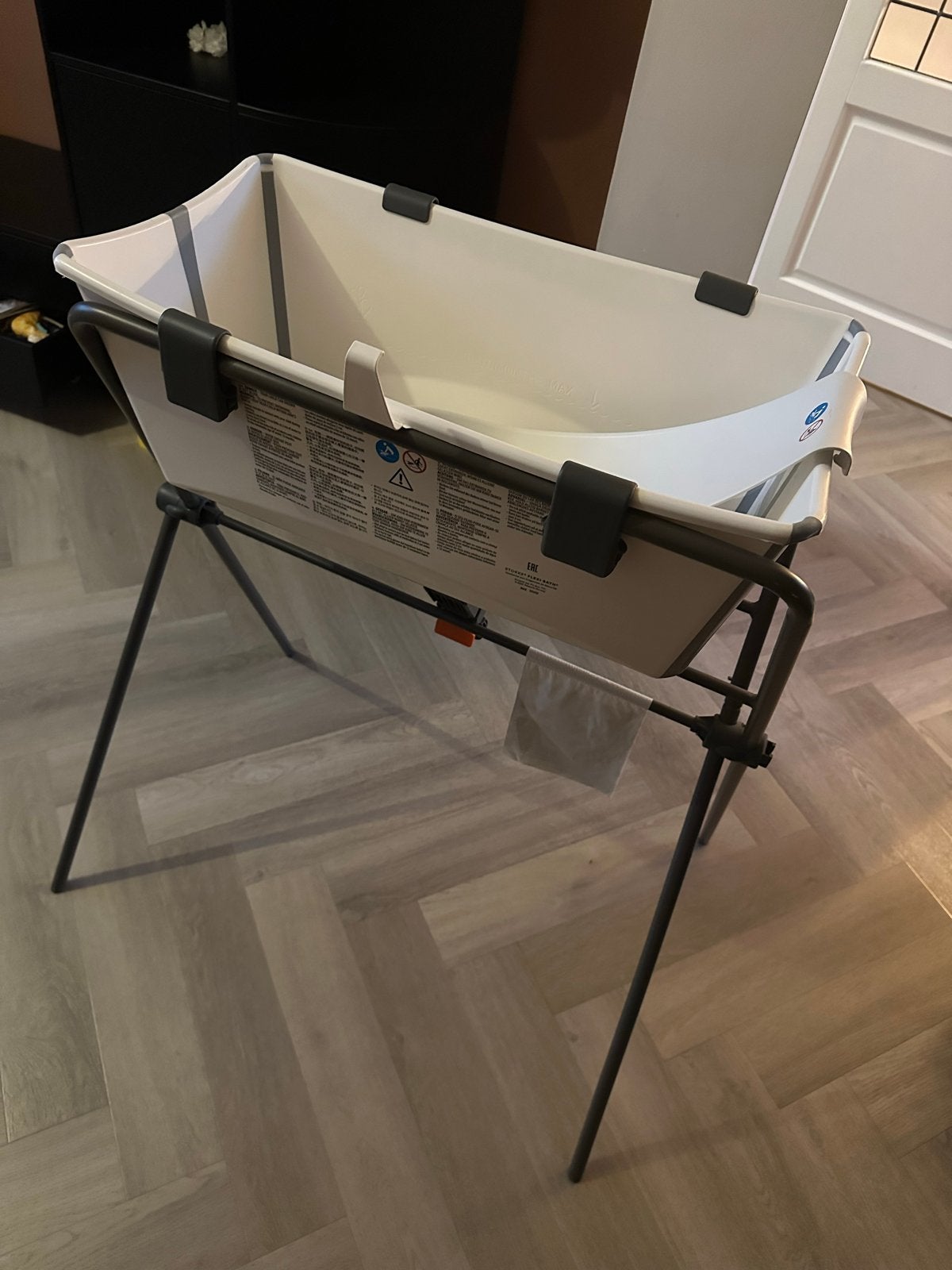 Stokke Flexi Bath met standaard en newborn support, Kinderen en Baby's, Badjes en Verzorging, Overige merken, Gebruikt, Ophalen of Verzenden