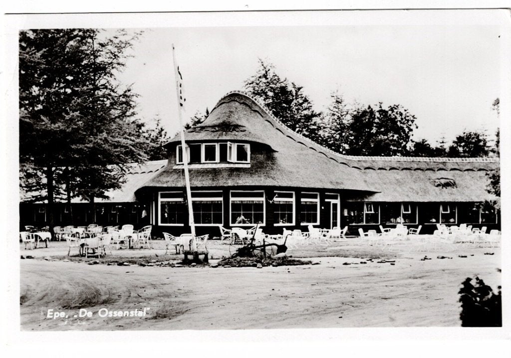 Epe 1959. "De Ossenstal" aan de Ossenweg., Ophalen of Verzenden, 1940 tot 1960, Gelopen, Gelderland
