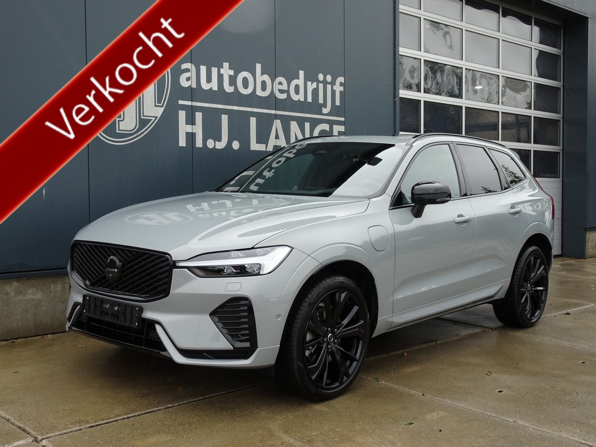 Volvo XC60 2.0 T8 Plug-in hybrid AWD Ultra Black Edition, Auto's, Automaat, 12 maanden, Gebruikt, Plug-in hybride