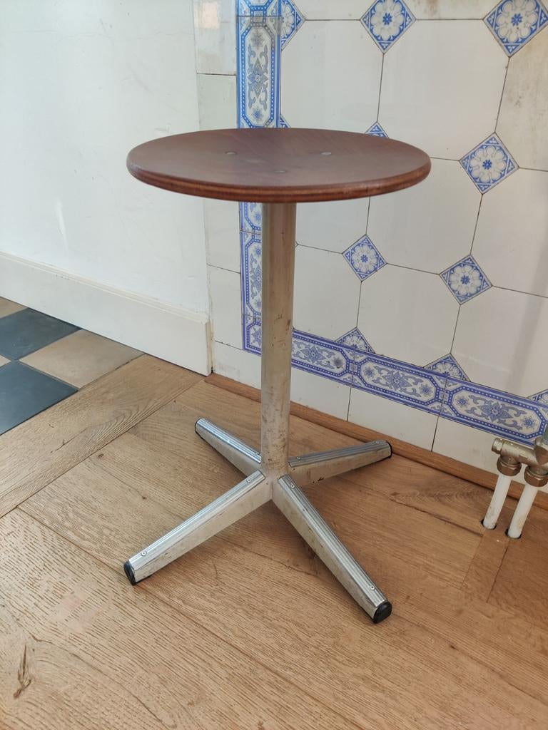 Vintage industriële kruk, Huis en Inrichting, Krukjes, Ophalen