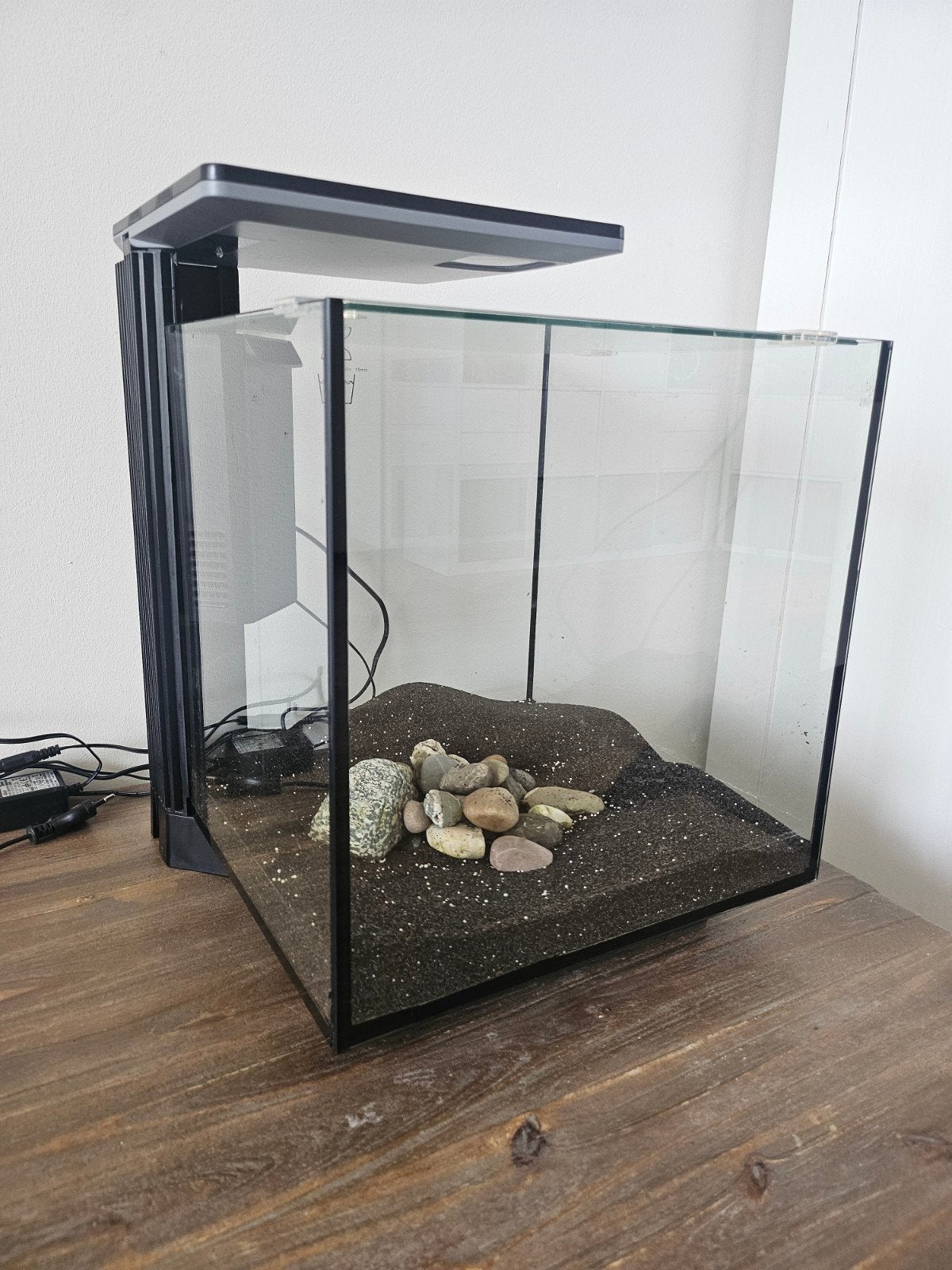 Superfish Qubiq30 Pro, Ophalen, Inclusief toebehoren, Zo goed als nieuw, Leeg aquarium