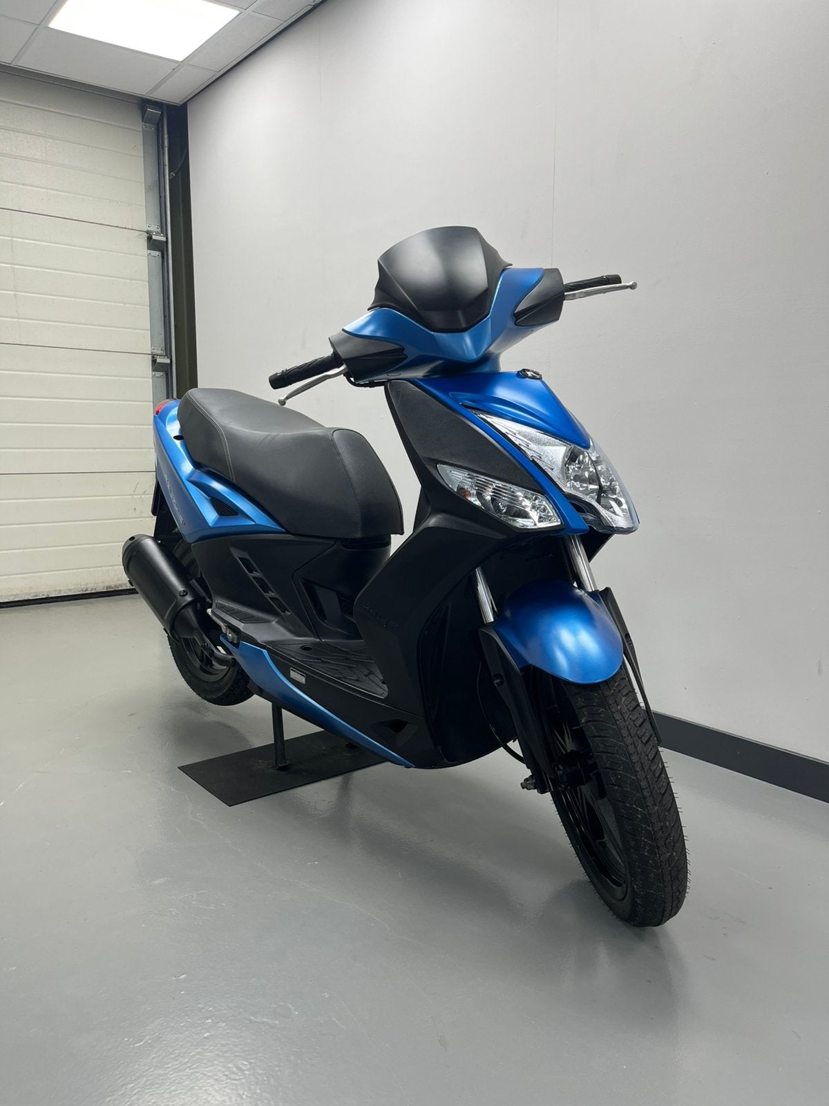 Kymco agility 50 16+, Ophalen, Maximaal 45 km/u, Zo goed als nieuw, 50 cc