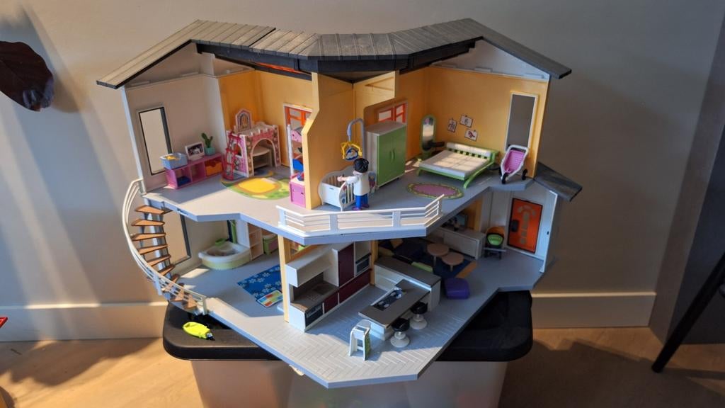 Playmobile woonhuis met veel extra's, Ophalen, Stapelbed