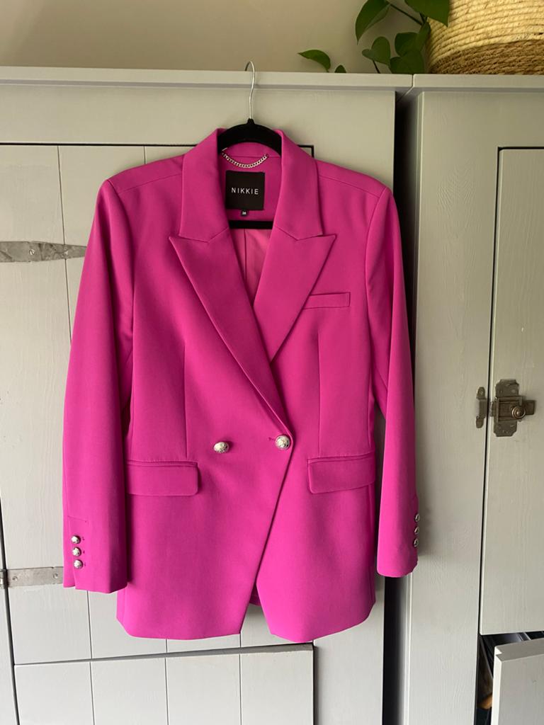 Nikkie blazer fuchsia maat 38, Kleding | Dames, Maat 38/40 (M), Ophalen of Verzenden, Zo goed als nieuw, Jasje