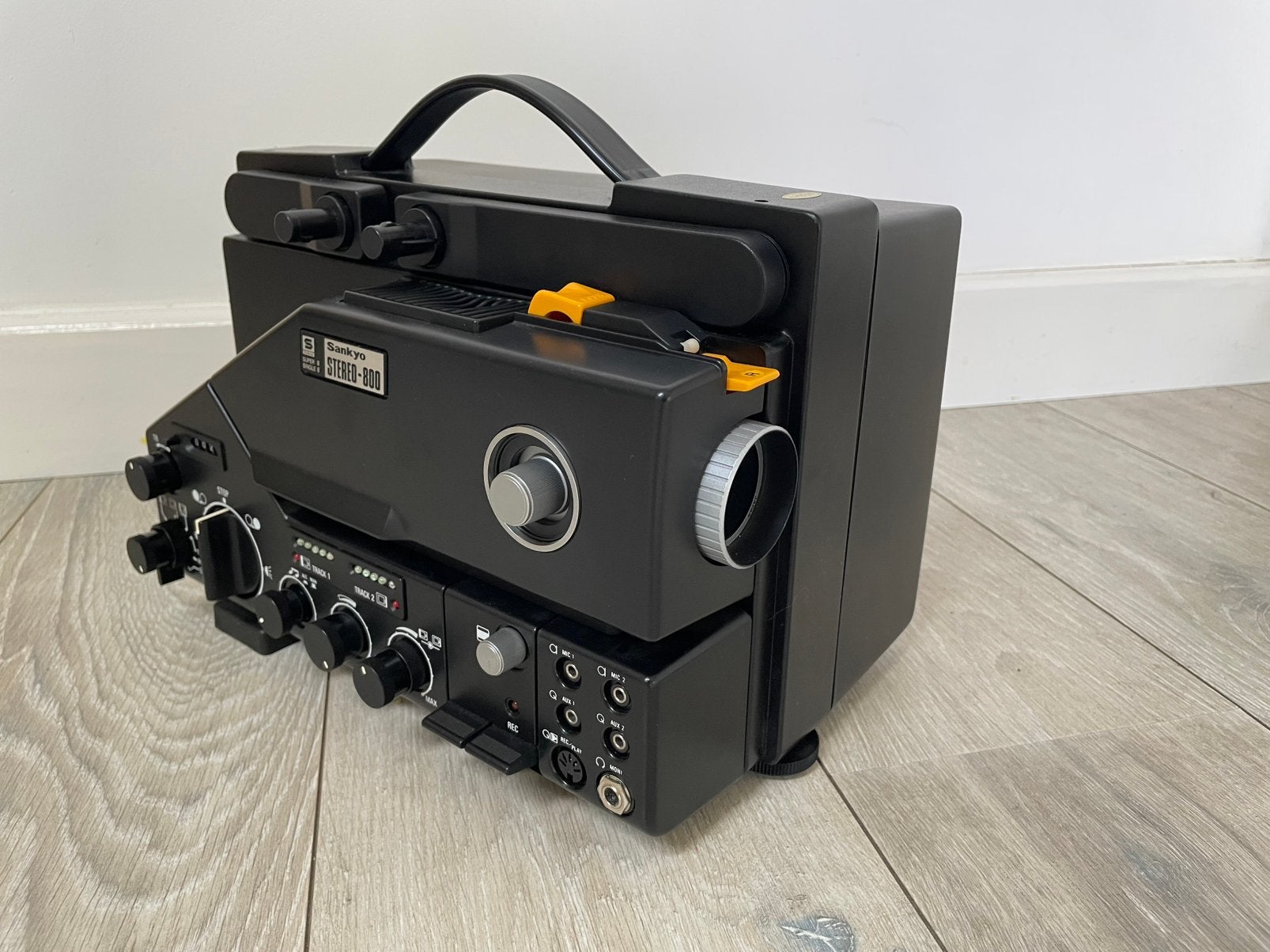 Sankyo Stereo-800 8mm filmprojector, Ophalen, 1960 tot 1980, Projector