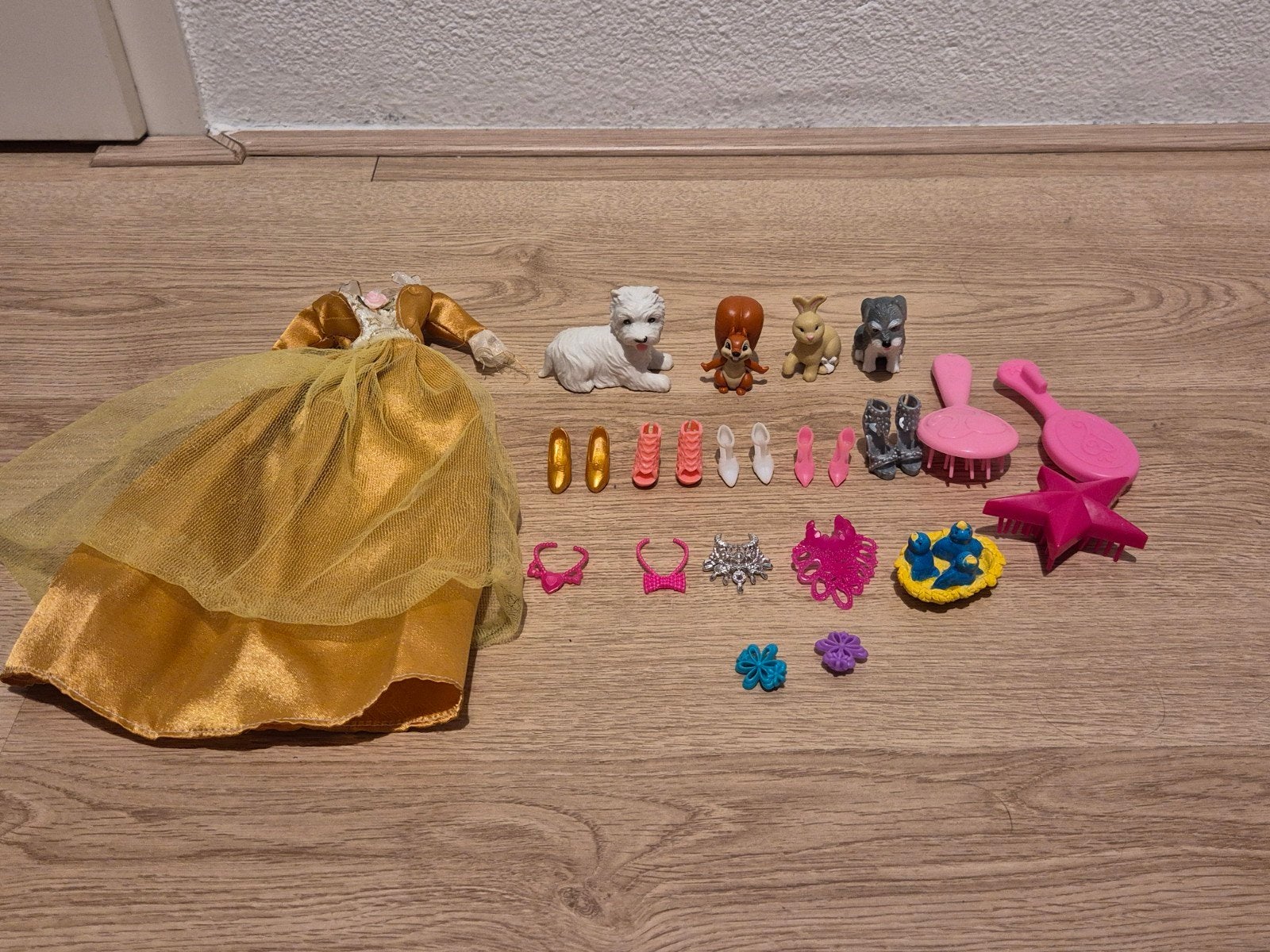 Barbie accessoires, kleding en dieren, Ophalen of Verzenden, Barbie