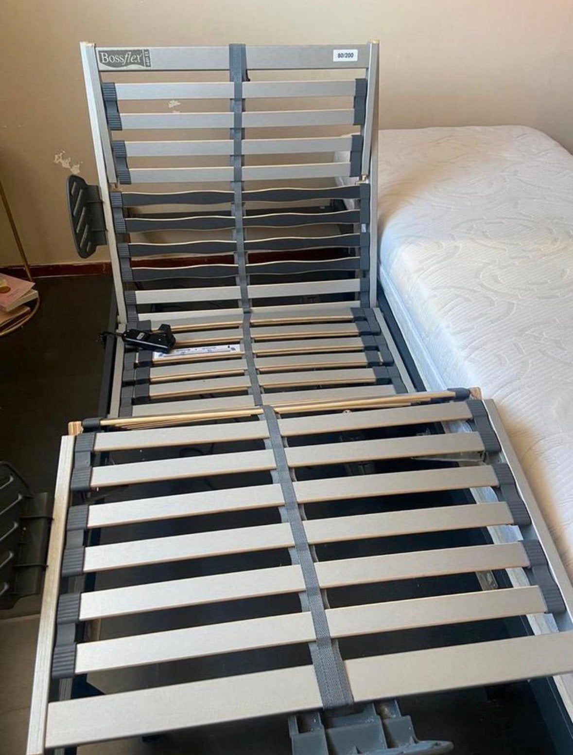 SNELLE BESLISSER DEZE WEEK 1 el. bodem op te halen 80x200, Ophalen, Eenpersoons, Nieuw, 80 cm